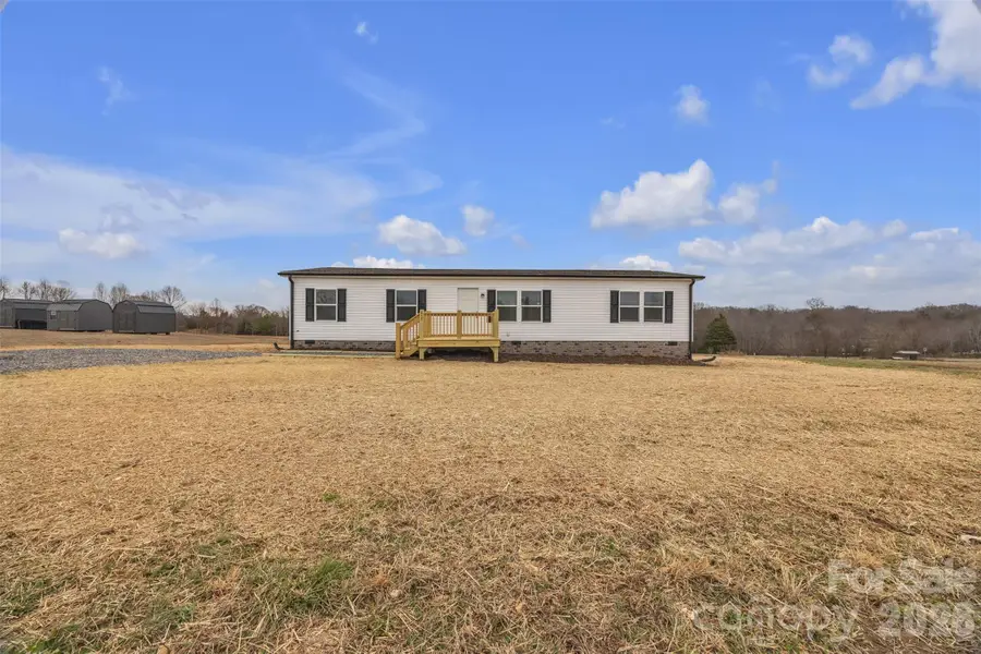 657 Mt. Wesley Church Road, Hiddenite, NC 28636 - #2