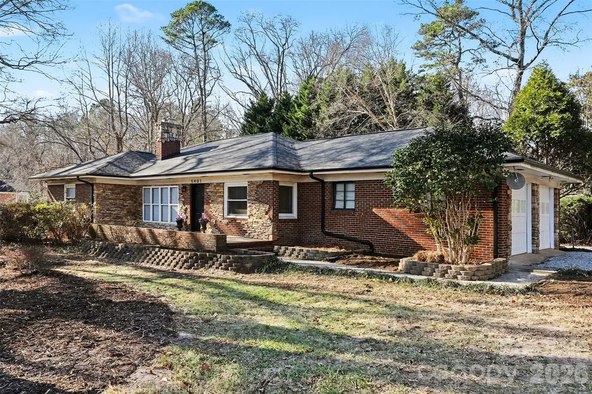 5401 W Sugar Creek Road, Charlotte, NC 28269 - Image #1