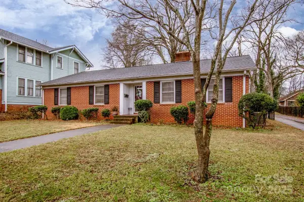 516 S Mulberry Street, Statesville, NC 28677