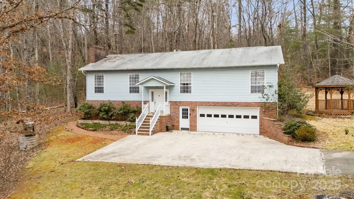 184 Trimont Mountain Road, Franklin, NC 28734 - Image #1