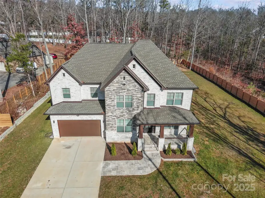 8804 Casa Lake Drive, Charlotte, NC 28215 - Image #3