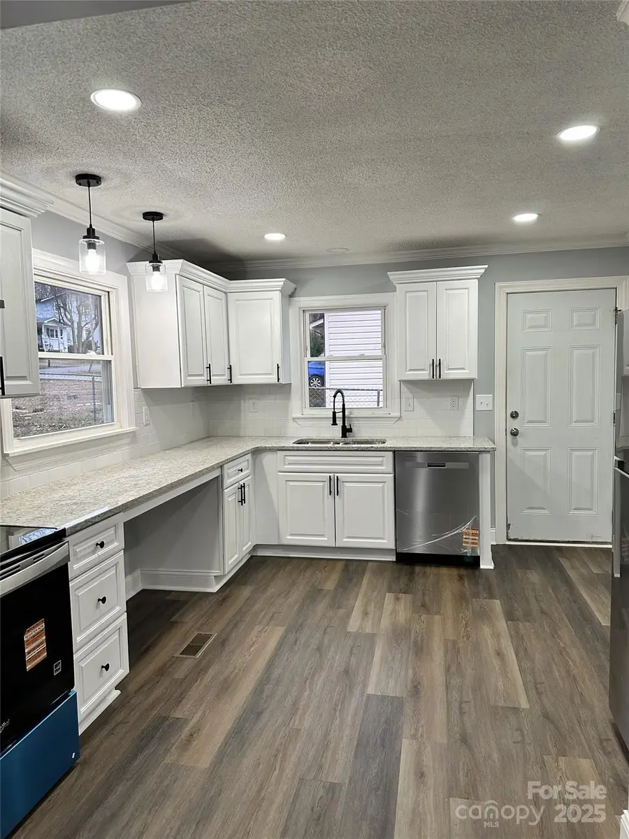 1011 Hull Street, Statesville, NC 28677 - Image #3