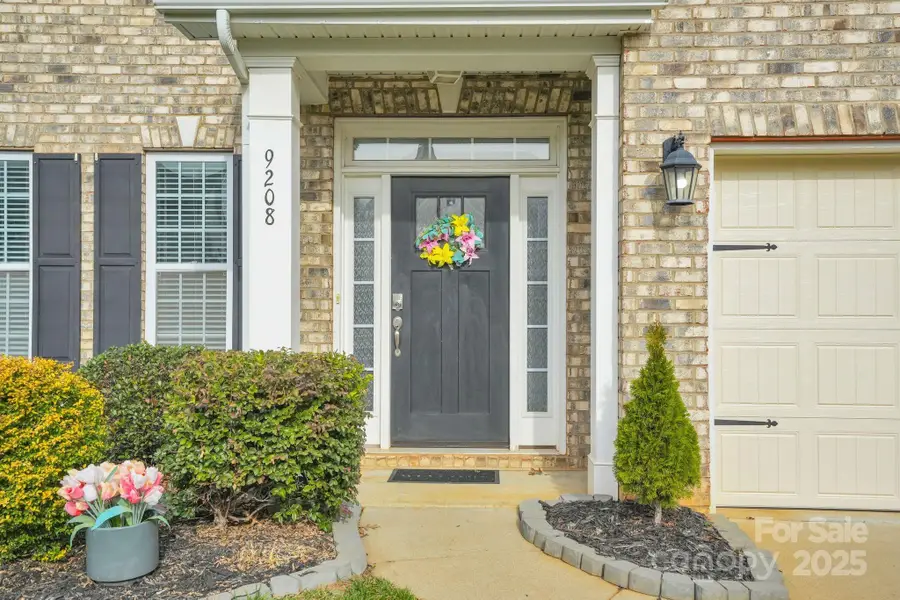 9208 Inverness Bay Road, Charlotte, NC 28278 - Image #3