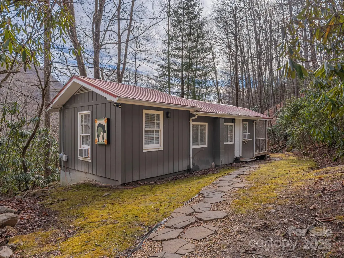 155 Mull Cove Road, Maggie Valley, NC 28751 - Image #1