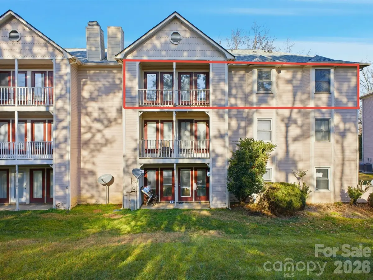 6146 Meadow Rose Lane, Charlotte, NC 28215 - Image #1