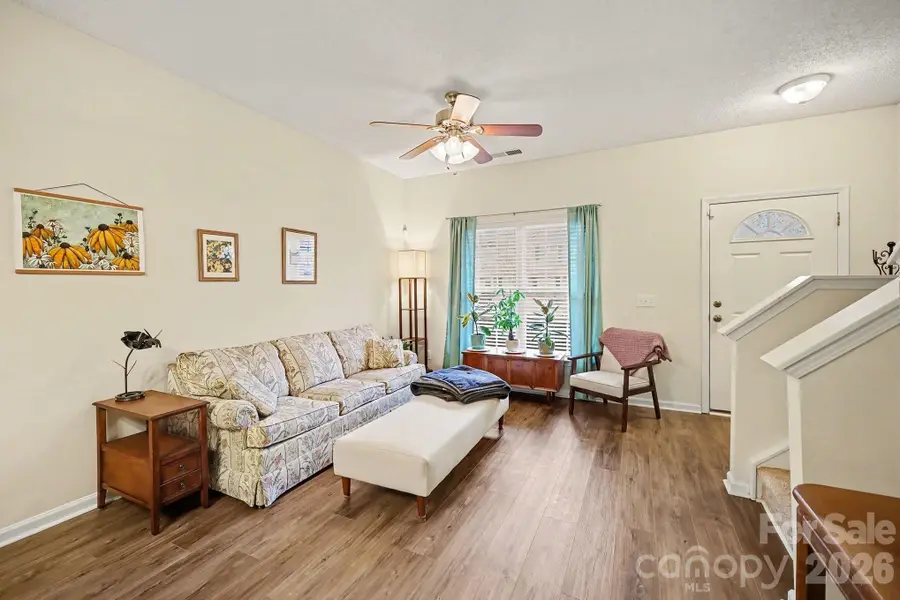 8048 Stoneham Court, Matthews, NC 28105 - Image #2