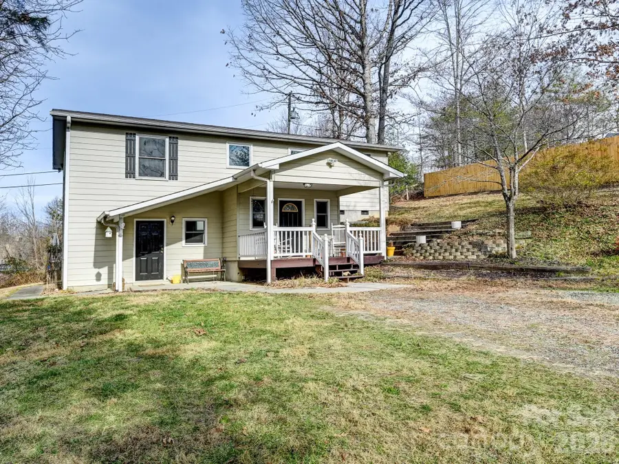 993 Old Marshall Highway, Asheville, NC 28804 - Image #3