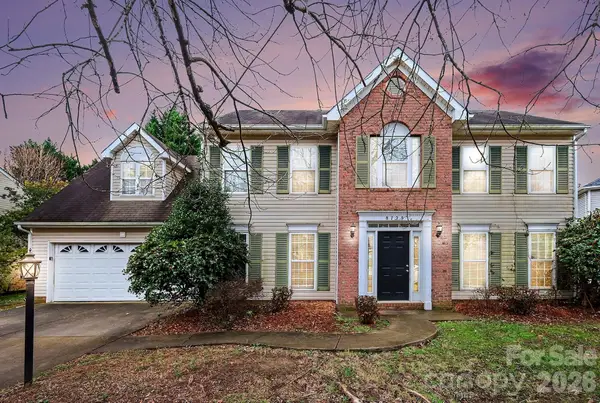 8725 Holly Creek Court, Charlotte, NC 28216