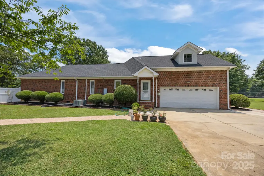 4116 Hoodridge Lane, Mint Hill, NC 28227 - Image #2