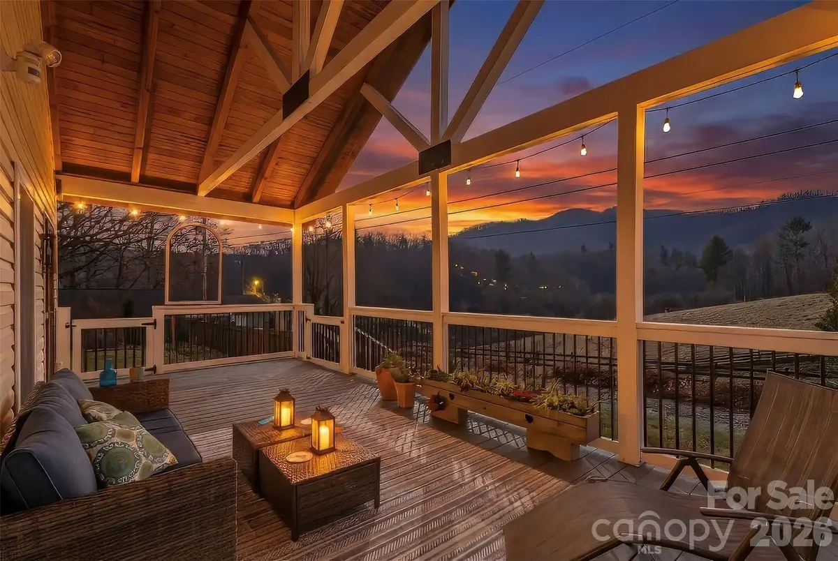 274 White Oak Circle, Burnsville, NC 28714 - Image #1