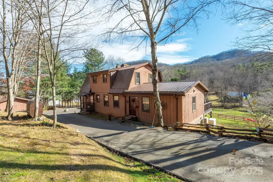 366 Dix Creek #2 Road, Leicester, NC 28748 - Image #3