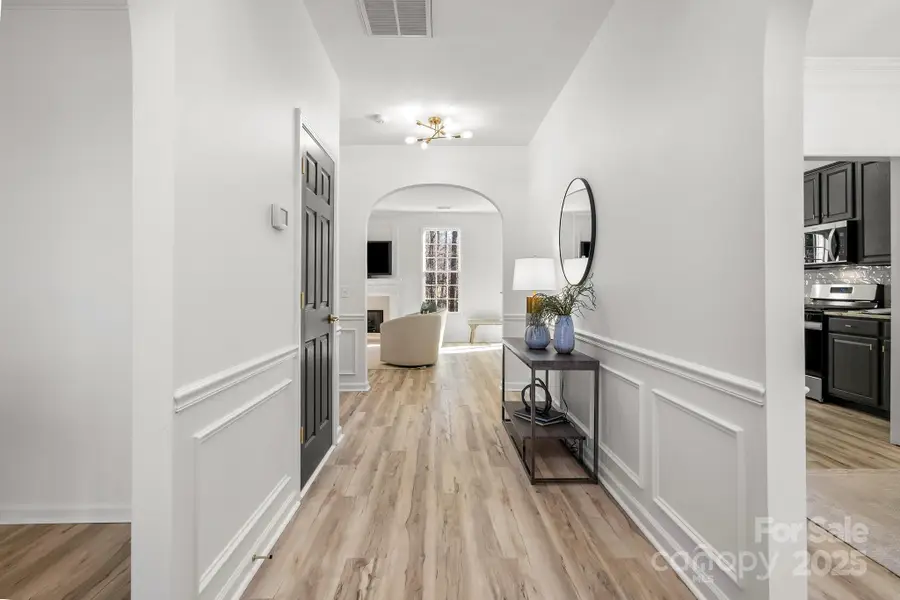 7735 Beaker Court, Charlotte, NC 28269 - Image #3