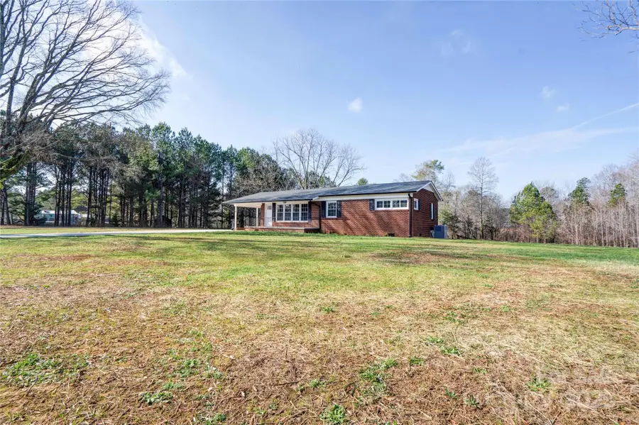 2822 Bettis Road, Grover, NC 28073 - Image #3