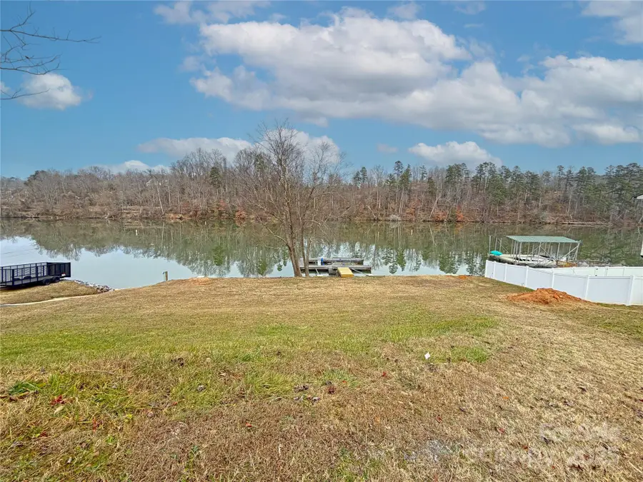 207 Catawba Avenue, Hickory, NC 28601 - Image #2