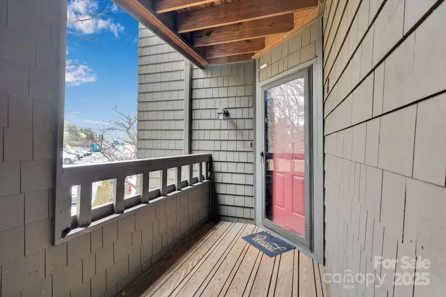 9041 J M Keynes Drive, Charlotte, NC 28262 - Image #3