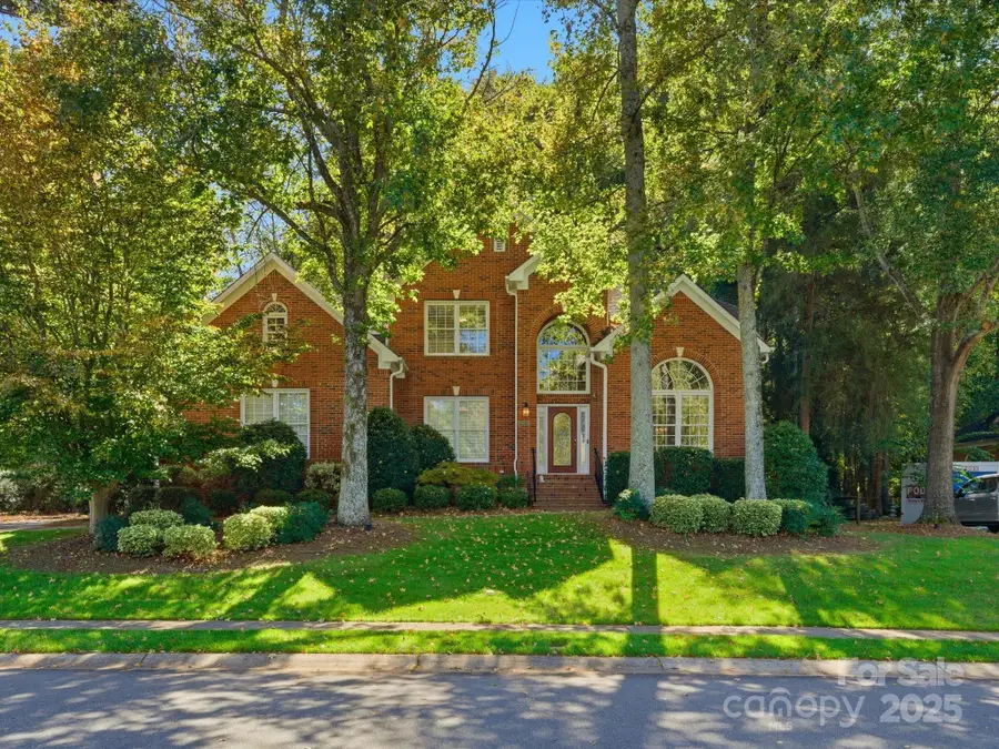 9421 Briarwick Lane, Charlotte, NC 28277 - Image #2