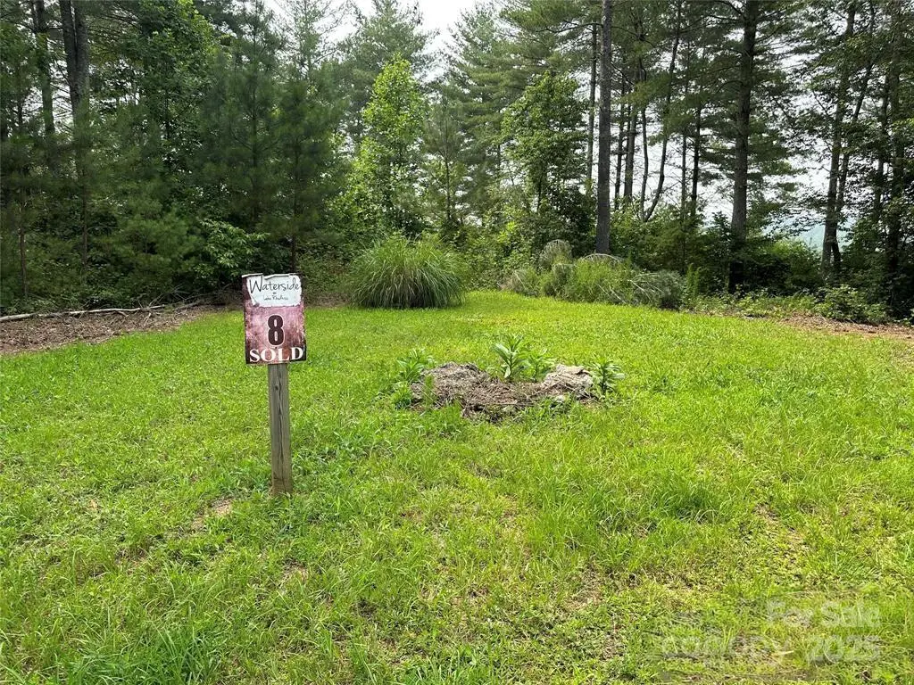 1233 Lakeside Way Nw #8, Valdese, NC 28690 - Image #1