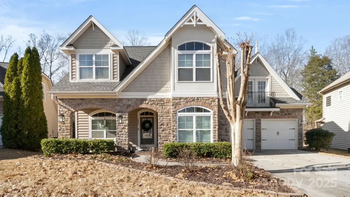 1028 Kings Bottom Drive, Fort Mill, SC 29715 - Image #1