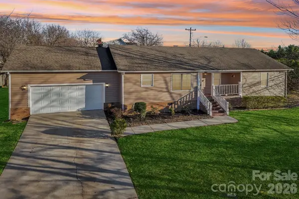 11000 Mallard Crossing Drive, Charlotte, NC 28262