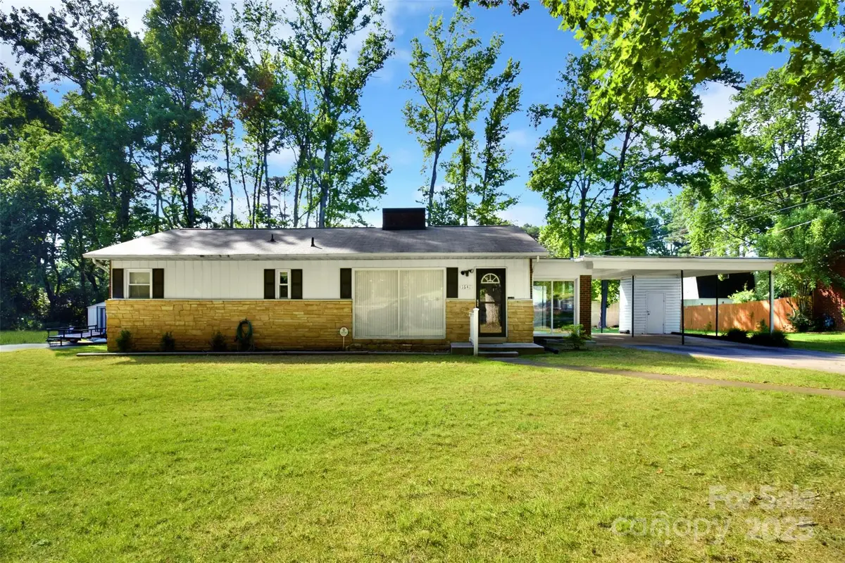 1641 Eastwood Drive, Kannapolis, NC 28083 - Image #1