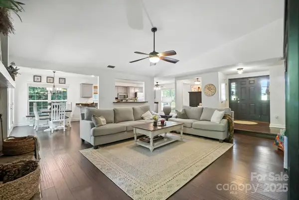 11419 Vista Haven Drive, Charlotte, NC 28226