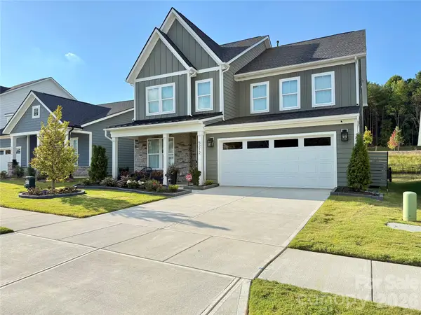 5212 Glenwalk Drive, Charlotte, NC 28269
