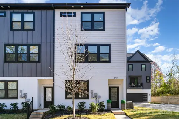 8735 Nolley Court, Charlotte, NC 28270