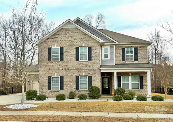 2736 Stonewood View, Kannapolis, NC 28081