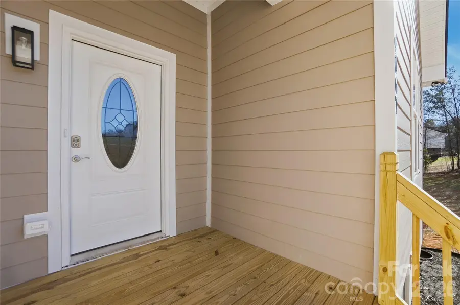 9067 Mccray Farms Drive, Hickory, NC 28601 - Image #2