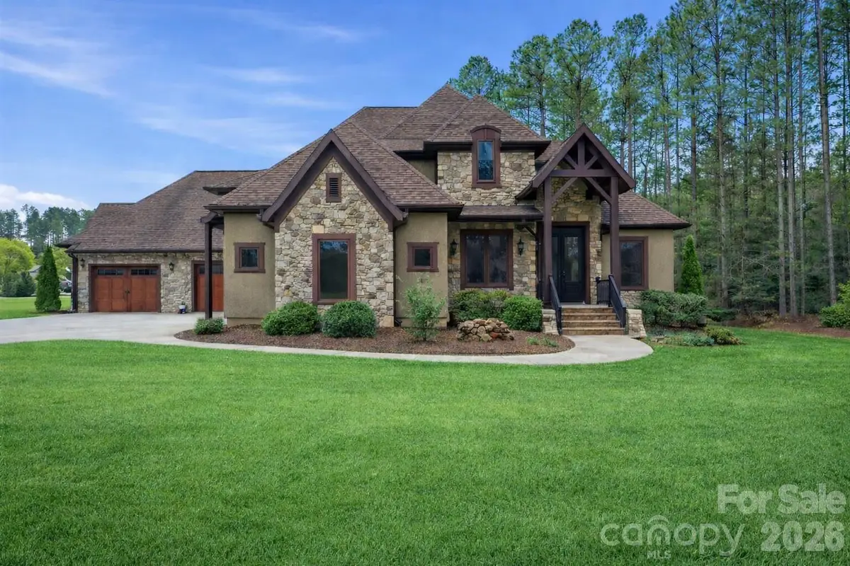 108 Washam Road, Mooresville, NC 28117 - Image #1