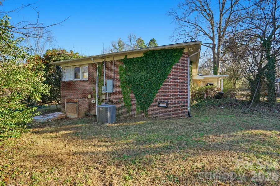 106 Fielding Road, Charlotte, NC 28214 - Image #3