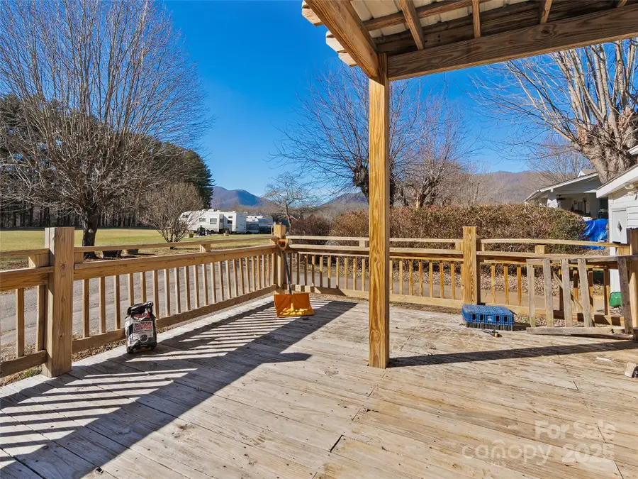 36 Lambert Lane, Canton, NC 28716 - Image #3