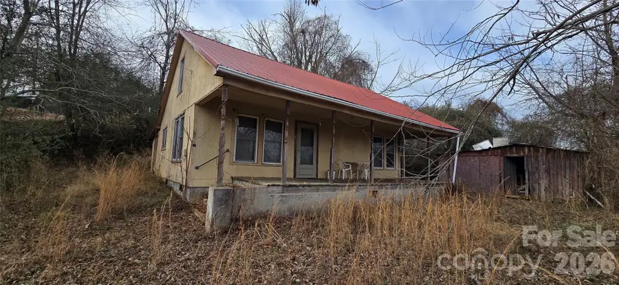 117 Greenvalley Place Ne, Lenoir, NC 28645 - Image #2