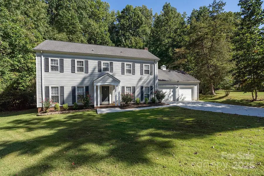 7048 Cheyenne Drive, Charlotte, NC 28262 - Image #2