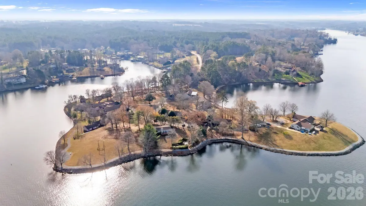 6692 Valwood Road, Conover, NC 28613 - Image #1