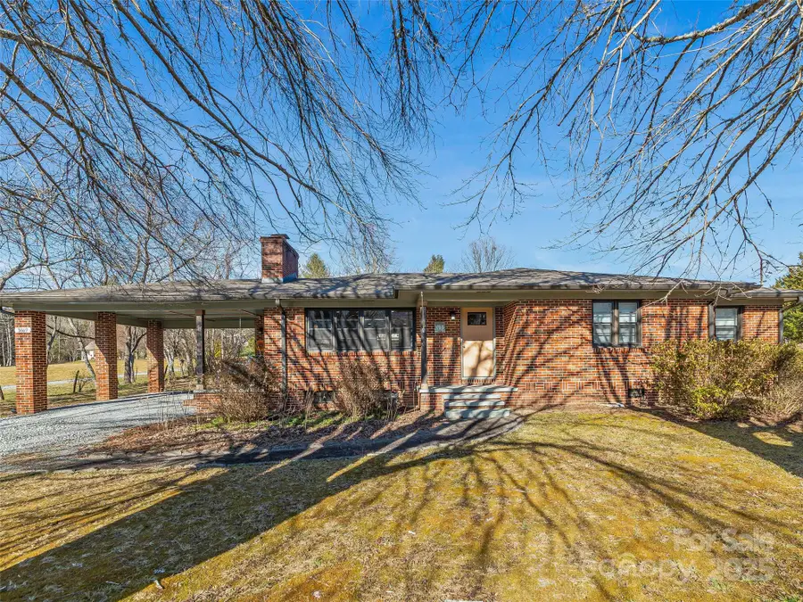 3869 Crab Creek Road, Penrose, NC 28739 - Image #3