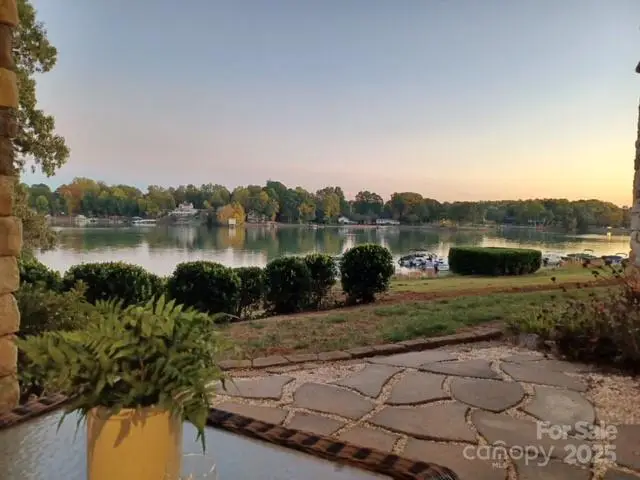 637 Williamson Road, Mooresville, NC 28117 - Image #3