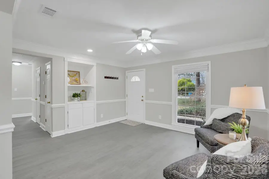 9715 Starwood Drive, Charlotte, NC 28215 - #3