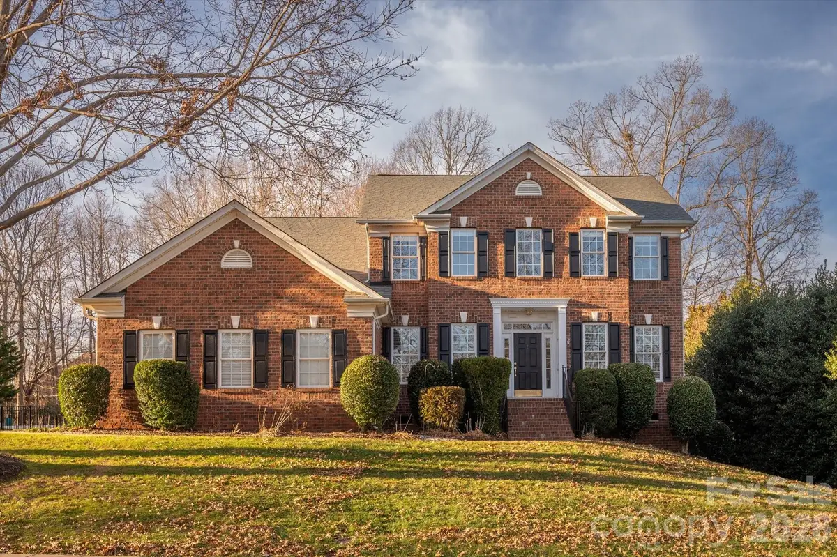 8202 Denholme Drive, Waxhaw, NC 28173 - Image #1