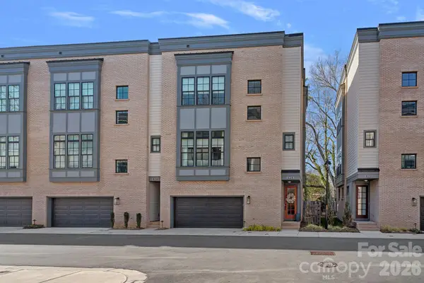 824 Madison Glen Lane, Charlotte, NC 28209