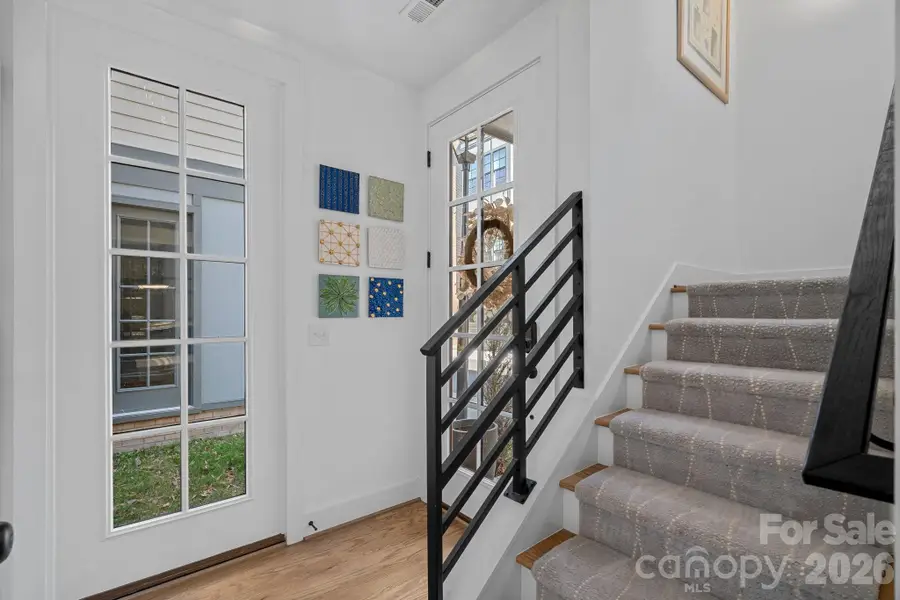 824 Madison Glen Lane, Charlotte, NC 28209 - Image #2