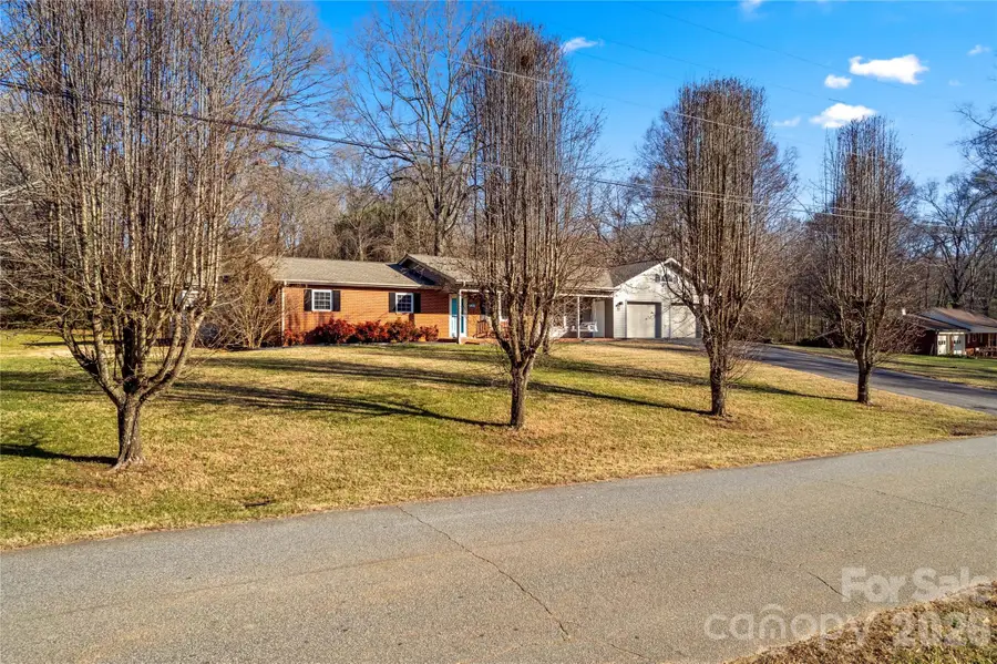 490 Northwood Park, Taylorsville, NC 28681 - Image #2