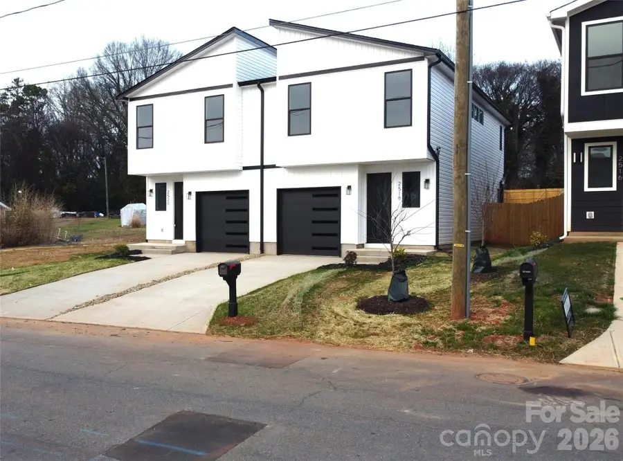 2518 Elmin Street, Charlotte, NC 28208 - Image #2