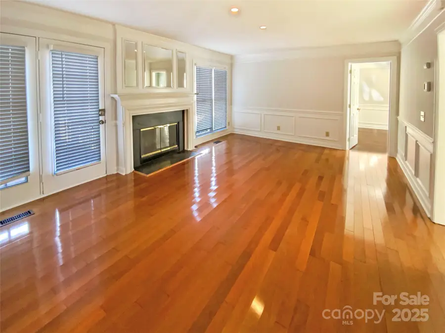 3906 Melshire Lane, Charlotte, NC 28269 - Image #3