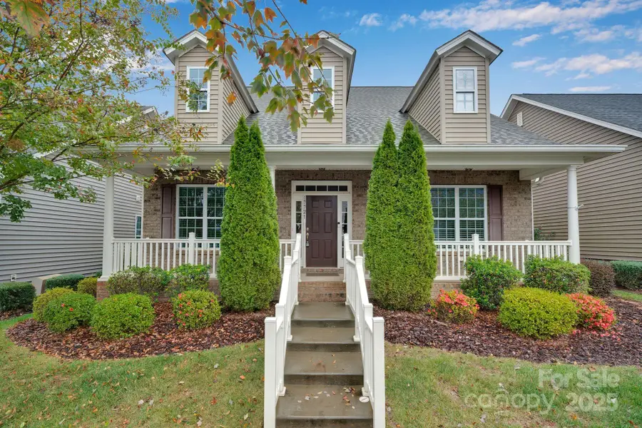 17721 Morehampton Avenue, Cornelius, NC 28031 - Image #2