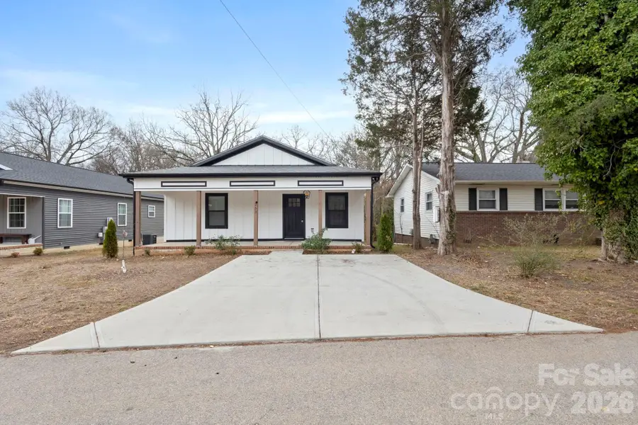 253 Hall Avenue Nw, Concord, NC 28027 - #3