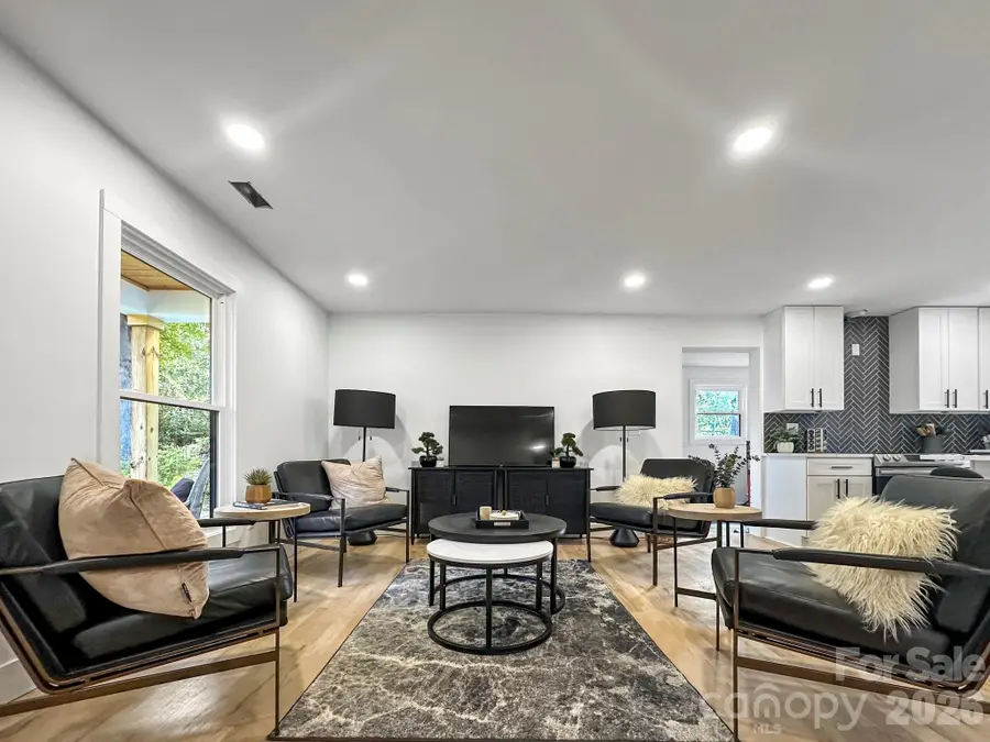 3317 Sargeant Drive, Charlotte, NC 28217 - Image #3