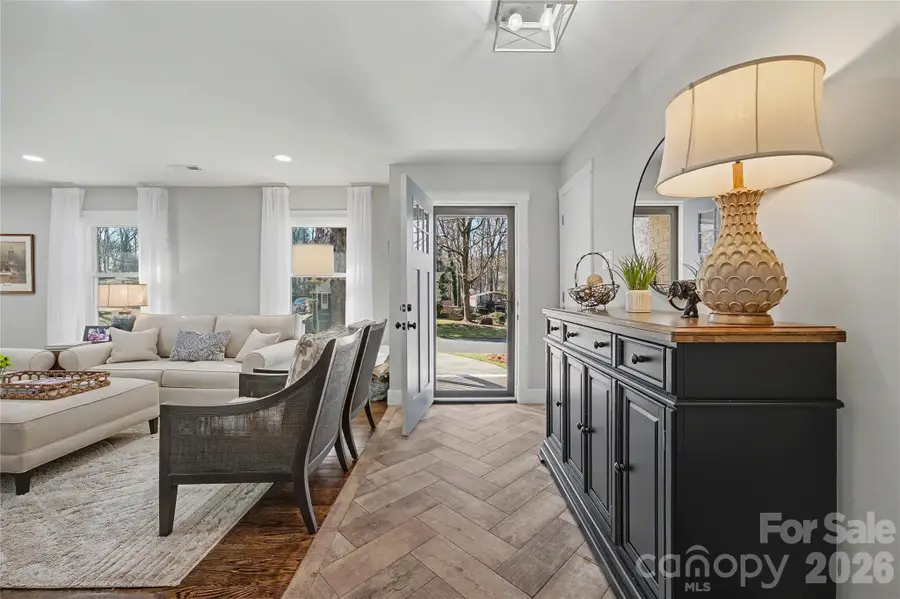 6011 Donegal Drive, Charlotte, NC 28212 - Image #3