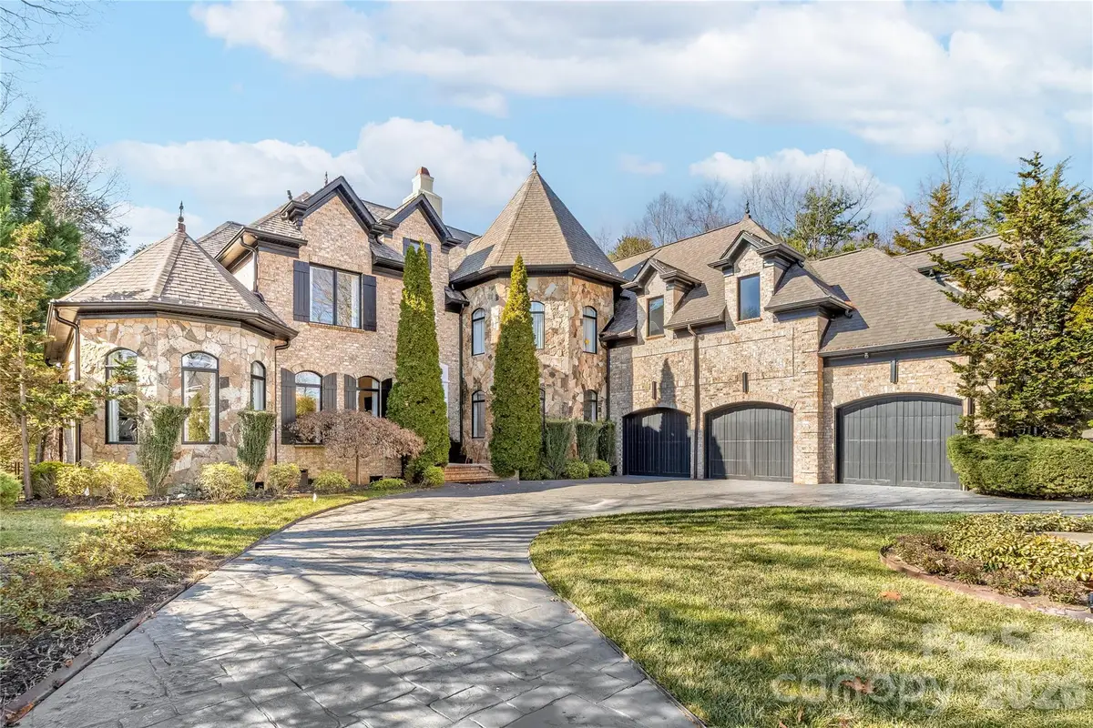 18805 Windy Point Drive, Cornelius, NC 28031 - Image #1