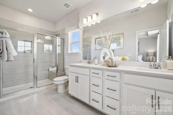 3016 Rexton Lane, Charlotte, NC 28262